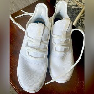 Adidas tennis slip on size 7.5